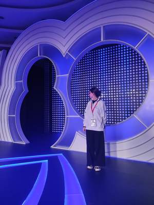 Гордимся нашими обучающимися! Новошинская Марина, ученица 10-го класса БОУ ОО "Созвездие Орла", стала амбассадором юниоров Госкорпорации "Росатом"