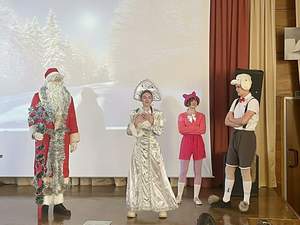 В преддверии Нового года ребят нашей региональной площадки "УчимЗнаем" на базе НКМЦ им З. И. Круглой сегодня ждала волшебная история, полная загадок, смеха и волшебства.