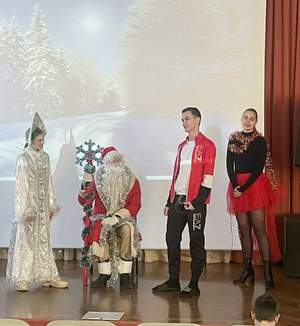 В преддверии Нового года ребят нашей региональной площадки "УчимЗнаем" на базе НКМЦ им З. И. Круглой сегодня ждала волшебная история, полная загадок, смеха и волшебства.