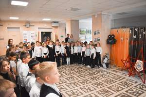 В БОУ ОО «Созвездие Орла» в преддверии 80-летия Победы в Великой Отечественной войне состоялась торжественная линейка.
