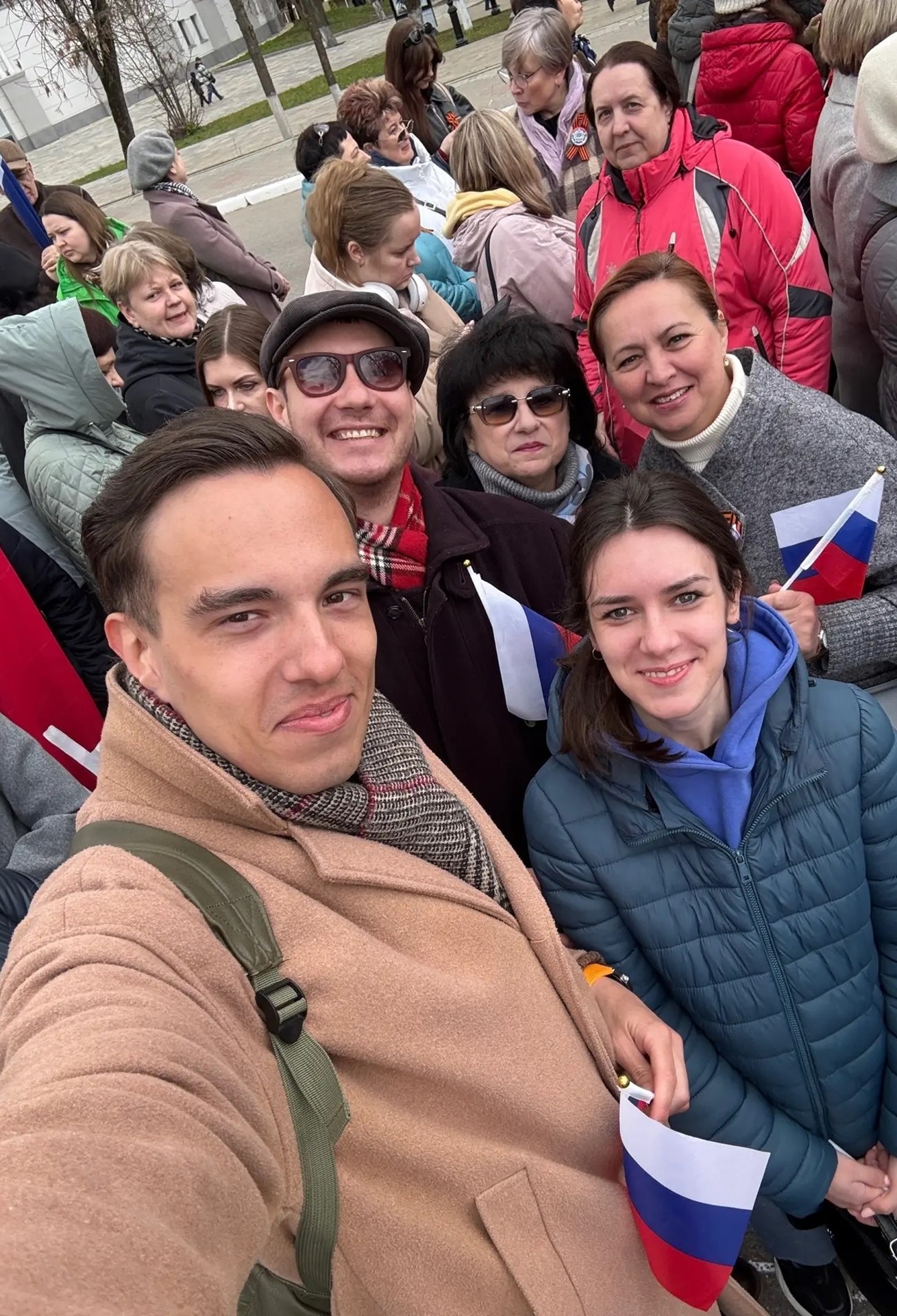 1 мая 2026 года коллектив БОУ ОО «Созвездие Орла» принял участие в праздничном первомайском шествии!